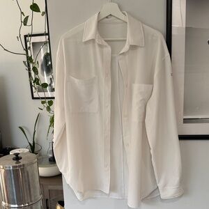 ALO Yoga women’s White Button-Up shirt